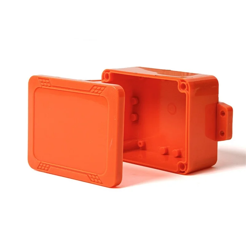 Caja de conexiones impermeable - Outdoor Power Junction reseña y precio