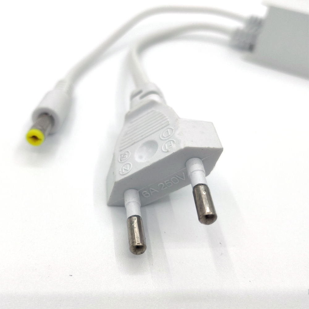 Blanco AC 100-240V entrada DC  - Outdoor Power Supply 12V reseña y precio